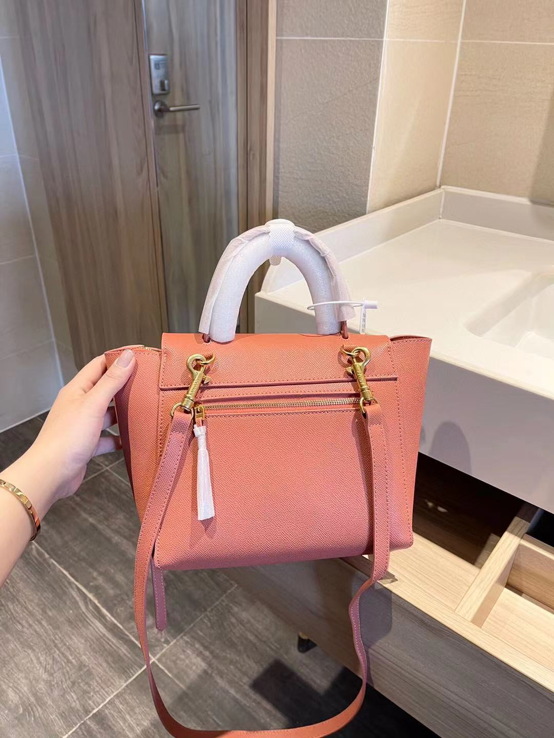 

Retro classic shoulder bags designer catfishBag Mid-century women's Diagonal Messenger bag leather in a variety of colors, Customize