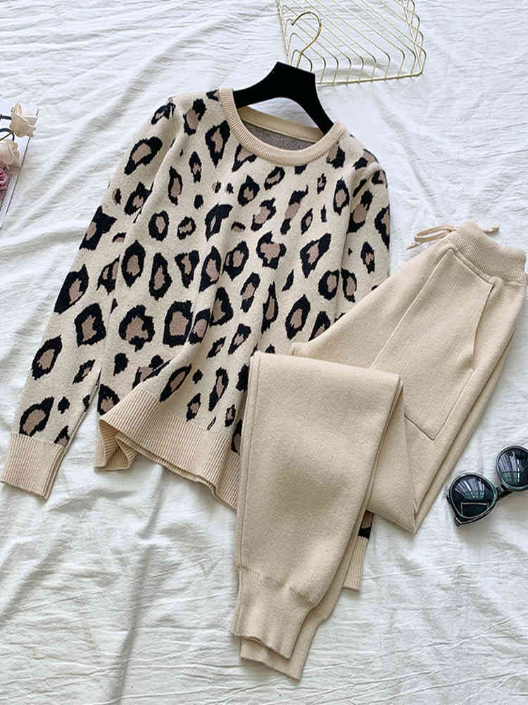 

women's two piece pants european station spring and autumn new sports leisure suit women's leopard sweater wide-leg pants loose tw, White