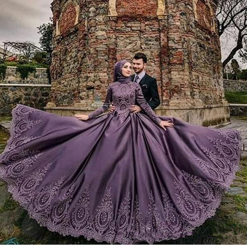 

2021 Arabic Grape Muslim Wedding Dress Turkish Lace Appliqued High Neck Islamic Bride Dresses Long Sleeve Bridal Gowns, Fuchsia