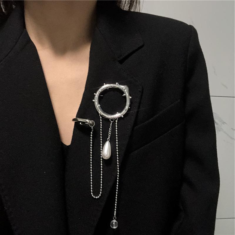 

Pins, Brooches Sale Kpop Statement Retro Punk Big Pins Cross Unisex Couple Chain Design Suit Accessory For Women Men Decoration, Gray