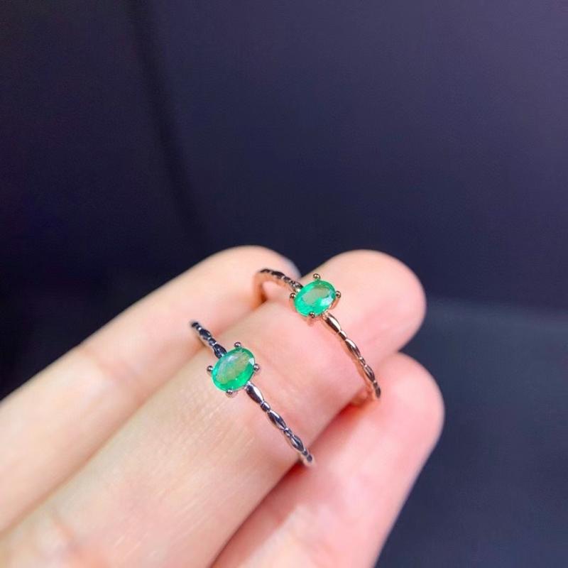 Cluster Rings Fashion Grace Small Delicate Slub Natural Gem Stone Ring Green Emerald S925 Silver Women&#039;s Girl Party Gift Jewelry-image-710269910