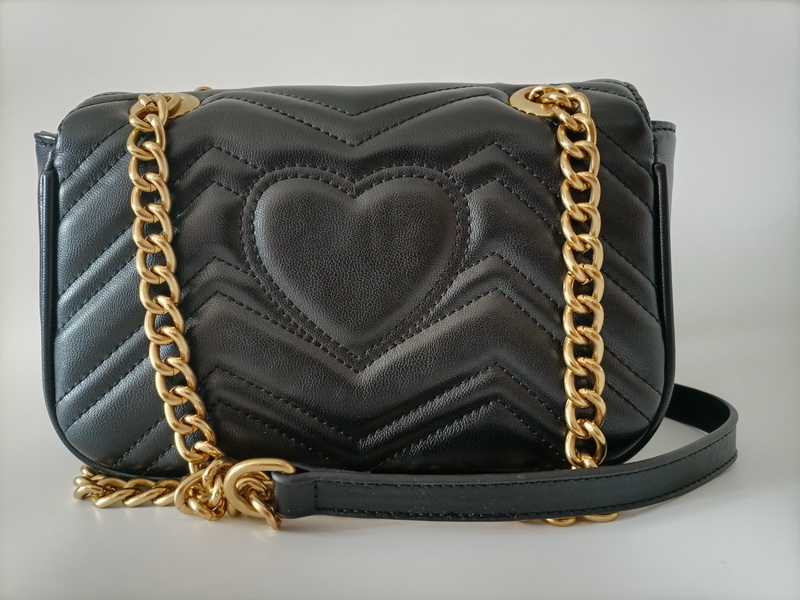 

Women Designers Shoulder Bags Classic luxurys Handbag Pu Leather Heart Style Woman Bag Fashion Gold Chain Tote Messenger Purse, Red