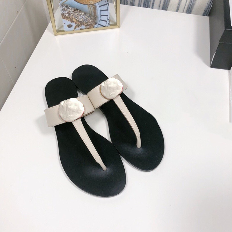 

2021 Designer Women G Slippers Leather Gear Bottoms Flip Flops Luxury Sandals Fashion Casual Beach Shoes 35-41 Size with Box, Red