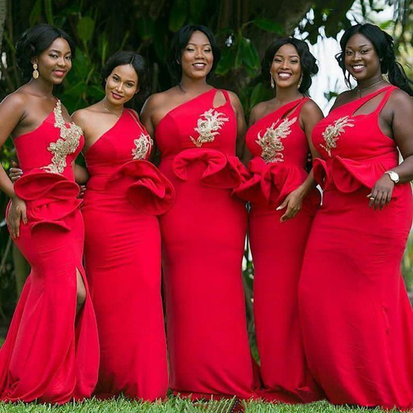 

Red One Shoulder Mermaid African Bridesmaid Dresses Ruffles Waist Appliques Beaded Gold Bridesmaid Dress Plus Size Wedding Guest Gowns 2021