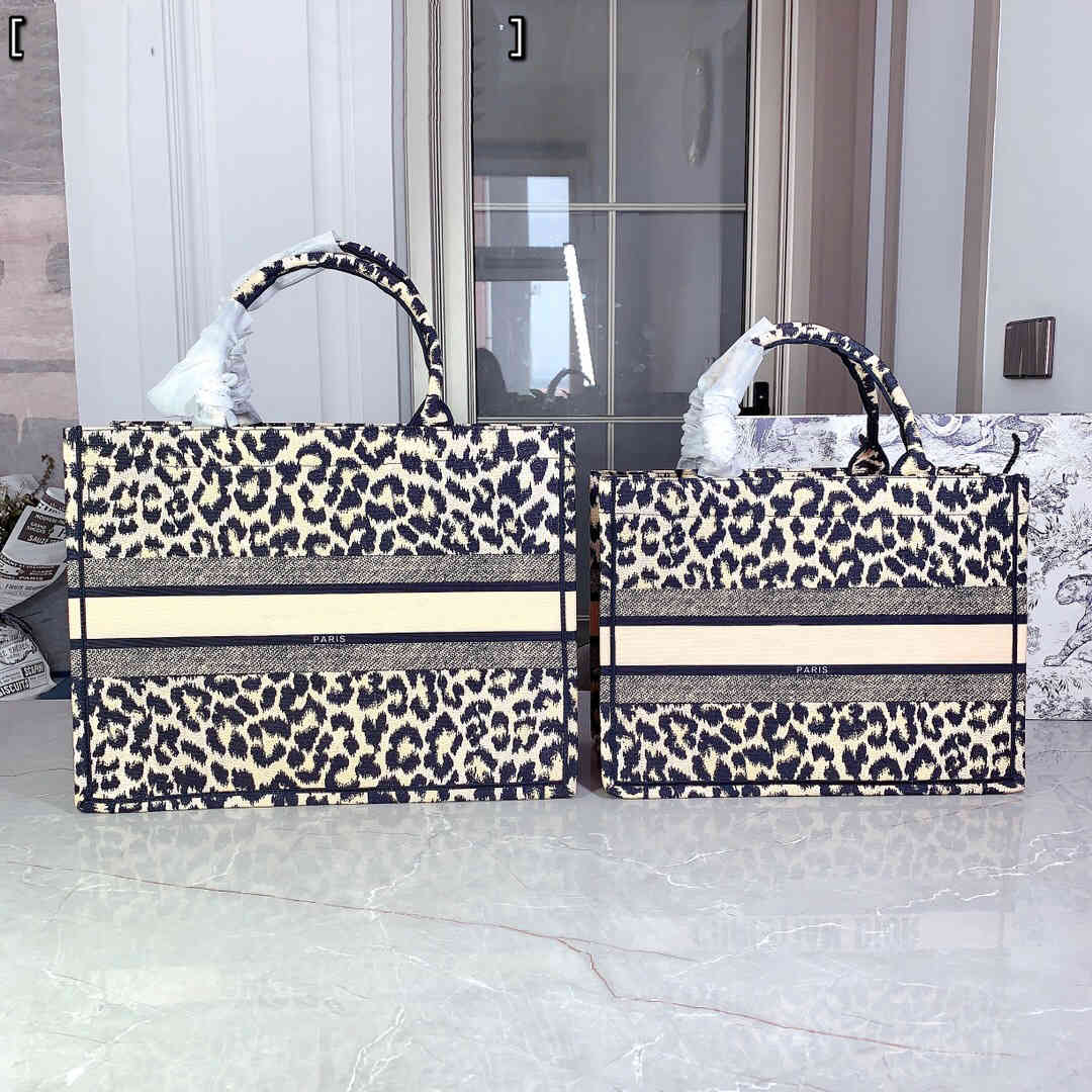 

Designer bags2021 Designer totes Shoulder Bags women's luxury classic letter printed shopping bag fashion high quality handbagLuxury bag