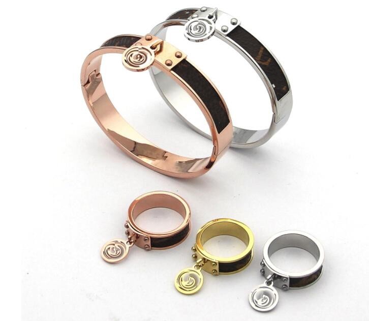 

2021 high quality Classic wedding Bracelets Fine Jewelry sets 18K Rose Gold silver black Cuff Bangles Bracelet rings Titanium Steel women me, Slivery;golden