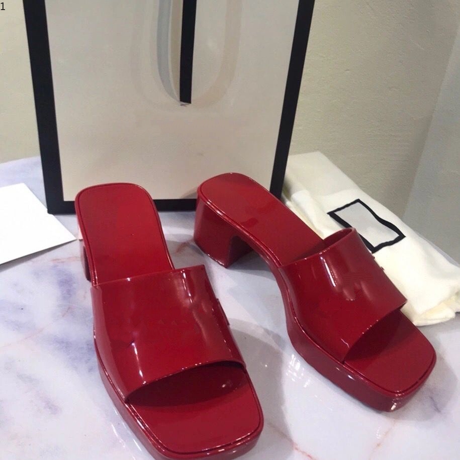 

Beach slippers Summer Designer Women Shoes Coarser heel flops 100% Patent leather lady Half slipper Metal luxury High heeled 35-41 mjh002