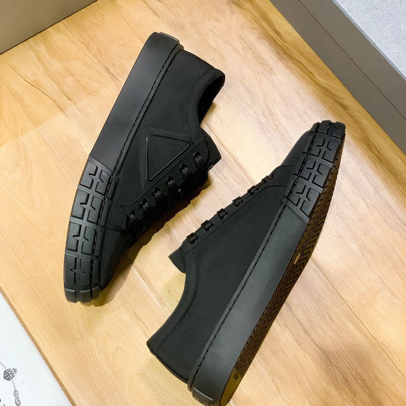 

Luxurys designer luxury men's canvas casual shoes spring autumn fashion comfortable black and white outdoor sports platform with box
