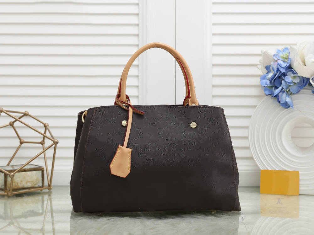

Luxurys Designers women casual tote bag handbags high quality Famous Classic bags Ladies Handbag Large Monograms Capacity leather Shoulder Totes bag, Brown letters#41056