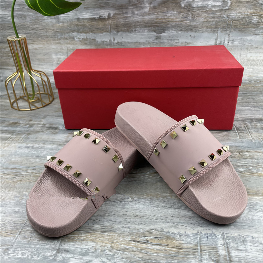 

Paris Fashion Sliders Mens Womens Summer Sandals Beach Slippers Ladies Flip Flops Loafers Black White Red Slides Chaussures Stud Spikes Shoe