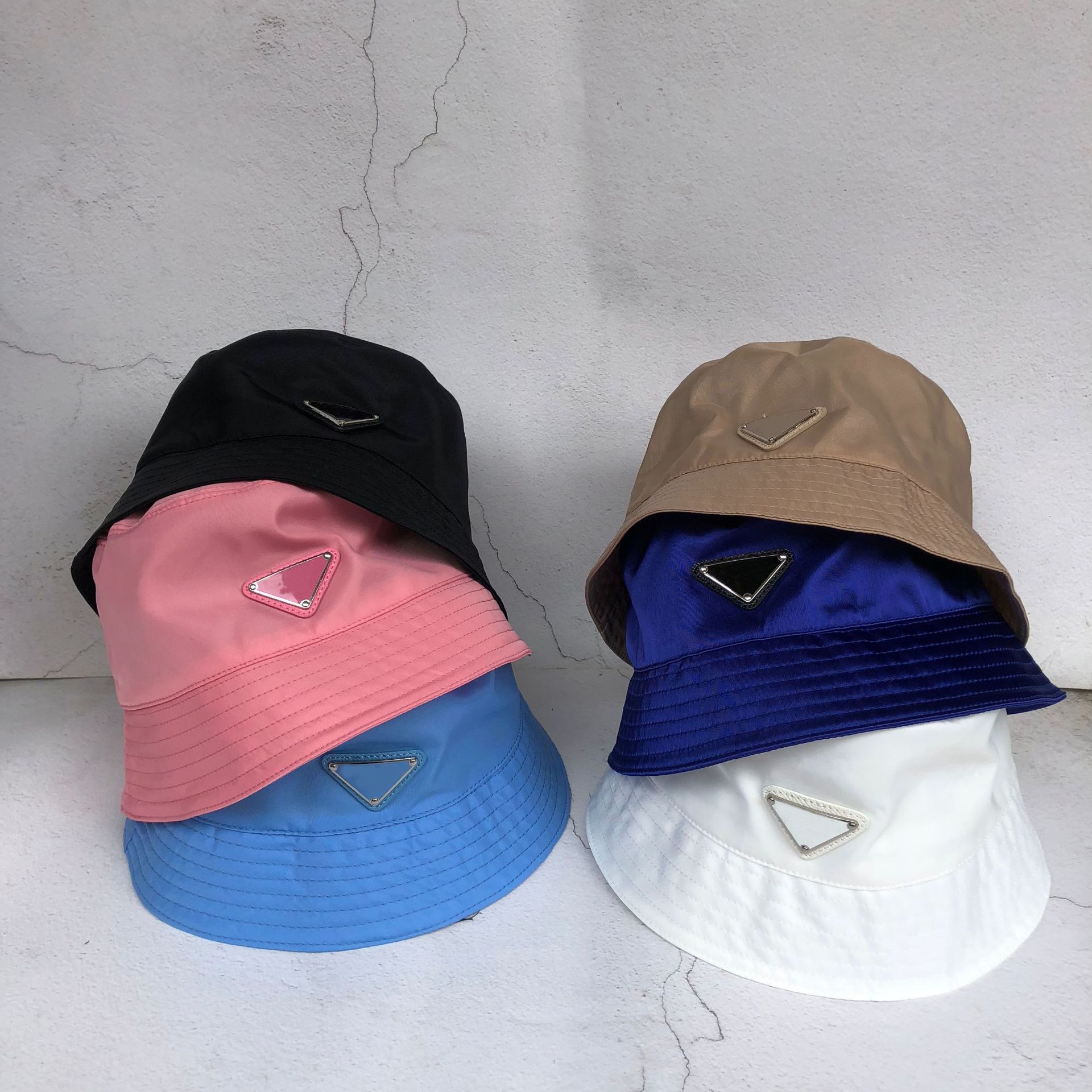 

luxurys Men & Women Cap Fashion Stingy Brim Hat designers with Print Pattern Breathable Casual Fitted Beach Hats with letters Optional