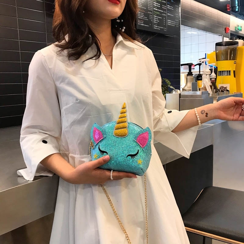 

2020 autumn and winter new chain women's bag cartoon lovely Unicorn BAG PERSONALIZED shape Sequin Single Shoulder Messenger Bag, White