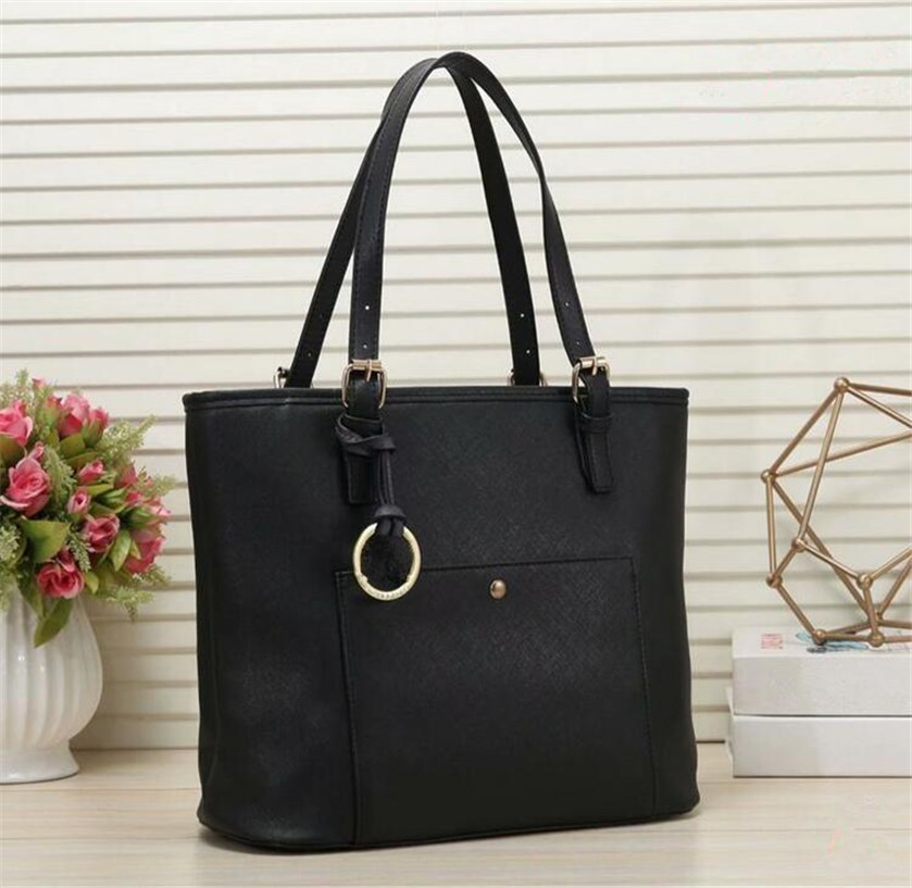 

luxurys womens designers bags 40 35cm handbags shoulder crossbody messenger cowhide Genuine real leather student gold Large tote graceful cl