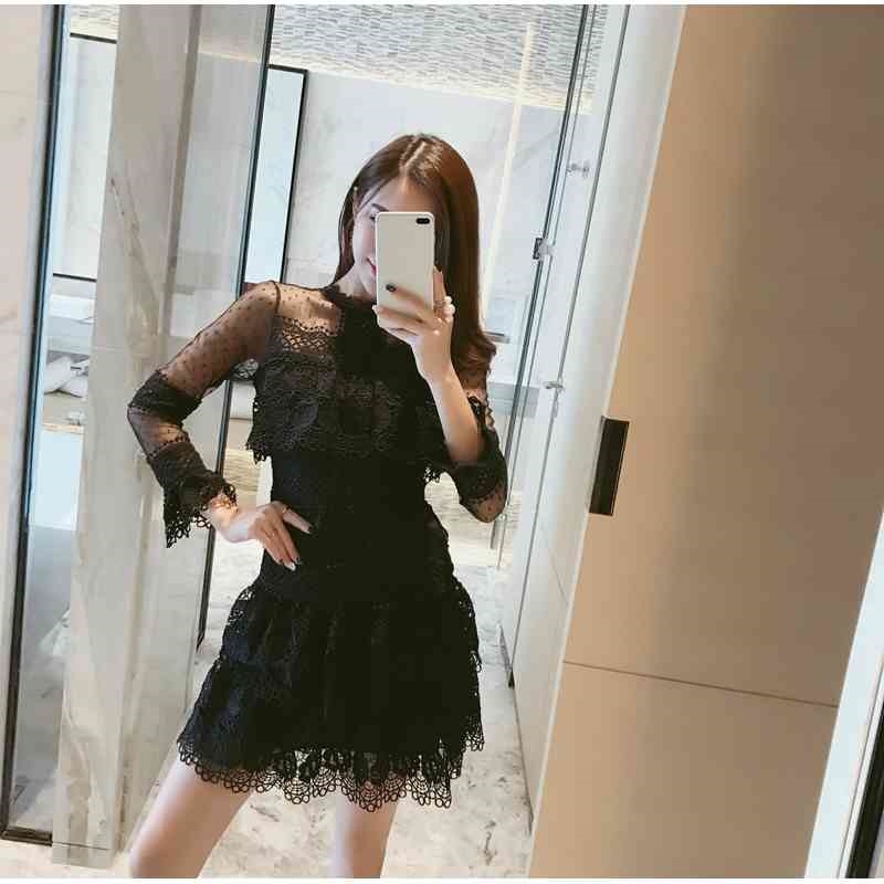 

Women Lace Dresses Autumn Winter Water Soluble Stitching Sexy Perspective yarn Black Cake Dress Vestidos 210525