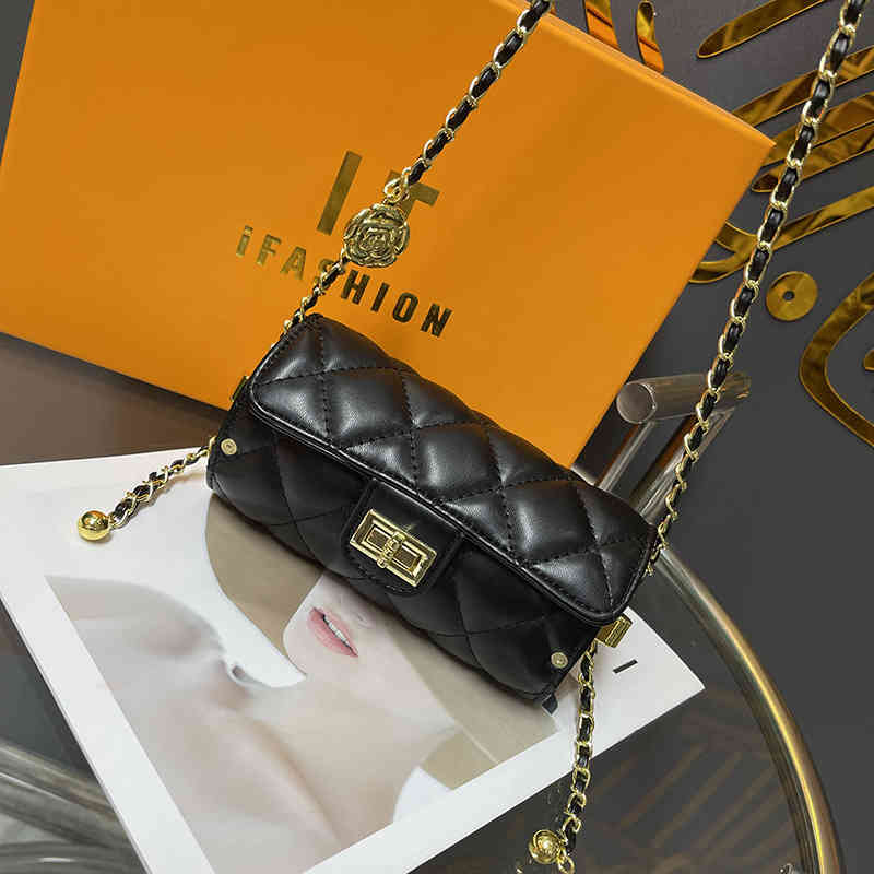 

Liu Shishi's Same Chain Single Shoulder Bag Mouth Red Envelope Female Messenger Mini Small Fragrance Cylinder Box, Black;red