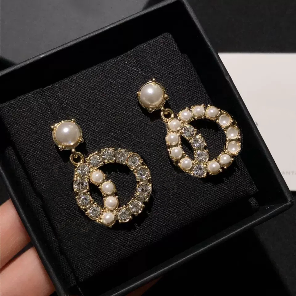 

Designer Stud Earrings Classic Double Letter White Diamond Mosaic Pearl Earring 925 Silver needle L0-C22, Golden;silver