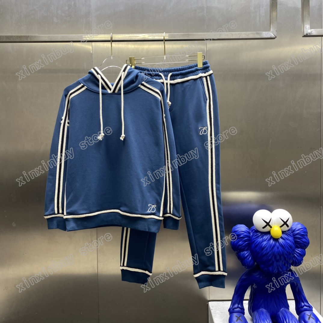 

21ss mens women designers tracksuits emboss jacquard letter Streetwear Windbreaker fashion tracksuit men designer zipper black blue Apricot xinxin, L02