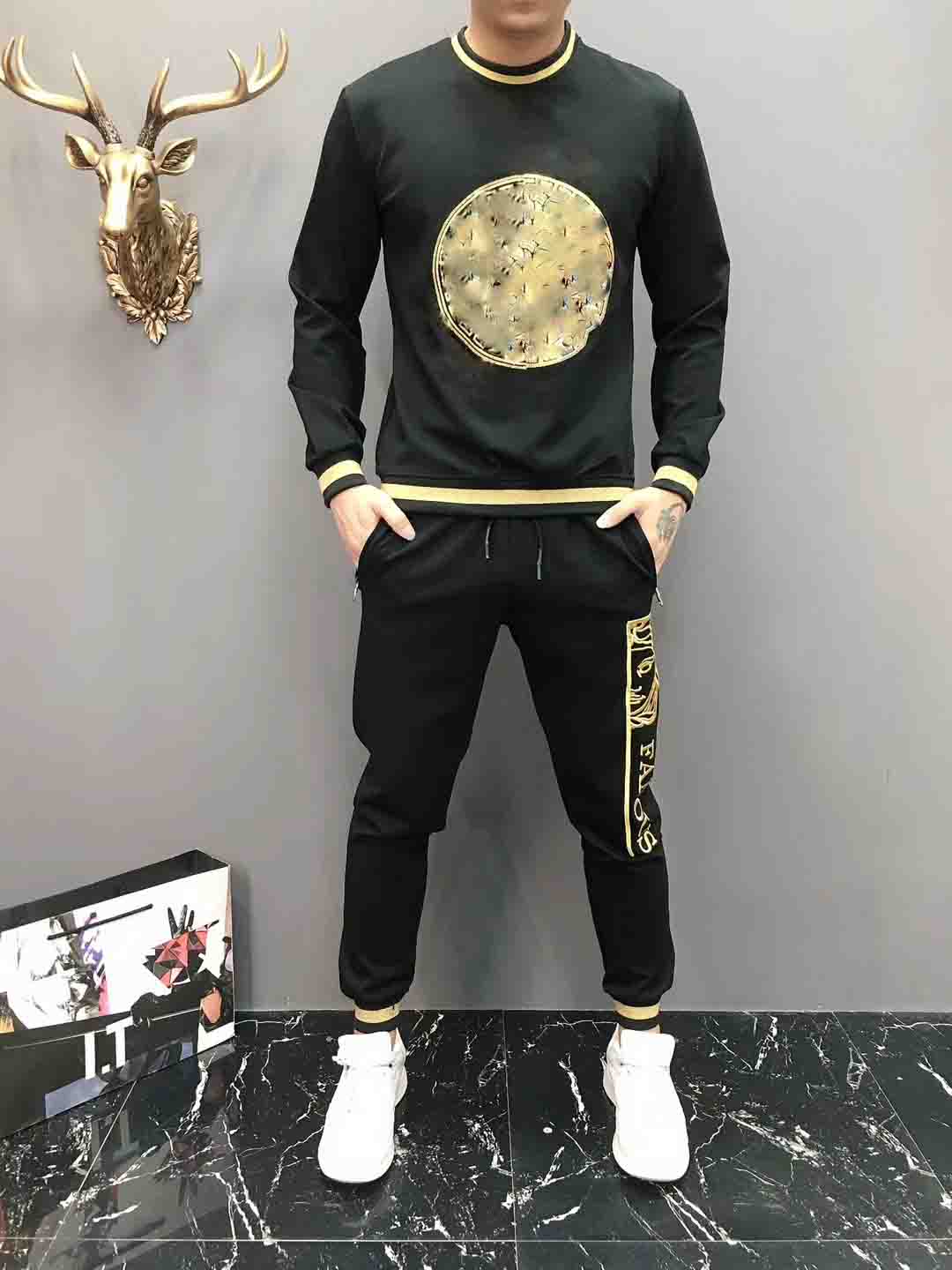 

sweatsuit Designer Tracksuit Hoodie Sweatshirts Black White Autumn Winter Jogger Sporting Suit Mens Sweat Tracksuits Set Plus Size M-3XL