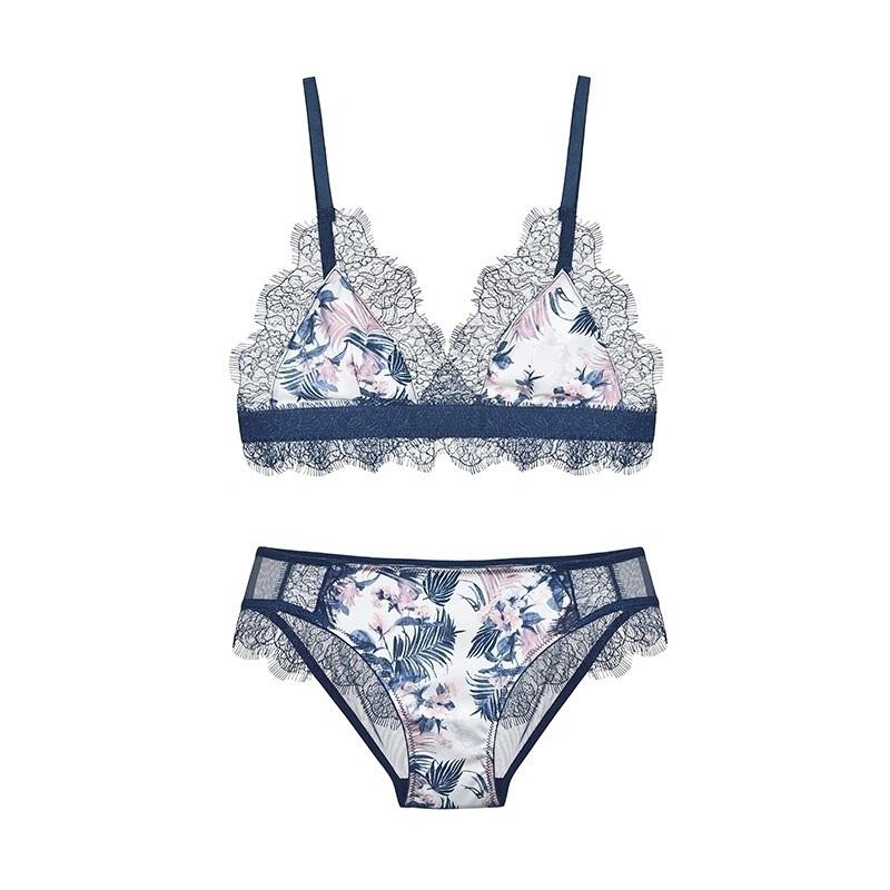 

Sexy Silk Eyelash Lace Bra And Panty Set Women Luxury Lingerie Underwear Wire-Free Ultra-Thin French Triangle Cup Bralette Bras, Black