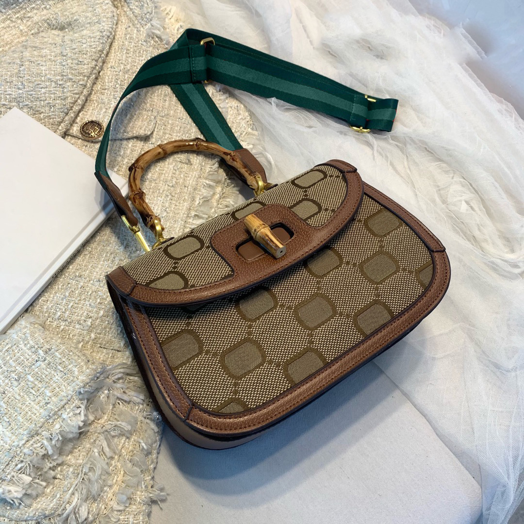 

TOP Luxury Designers Wallets Famous Lady MINI Bamboo Diana bag Camera Shell Bags Plain Handbag Fashion Underarm Interior Compartment Cosmeti, Red;black