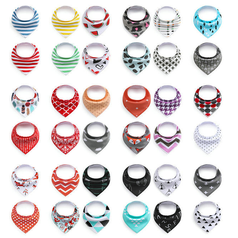 

208 styles high quality baby cartoon Fleece bibs infant soft Burp Cloths Feeding lunch Bib Towel triangle scarf newborn scarfs Handkerchief