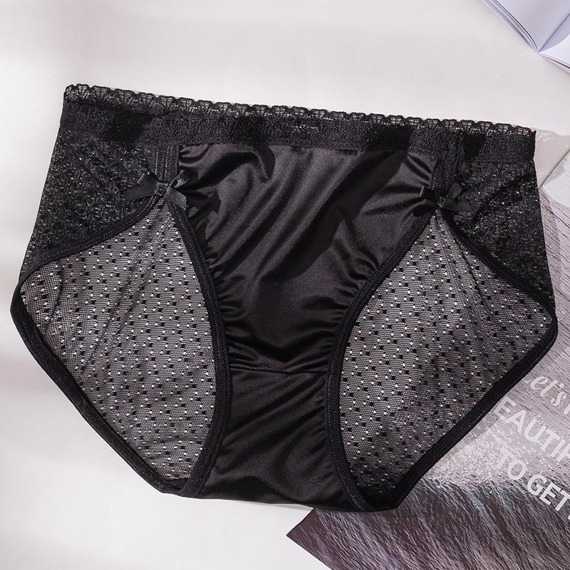 

Women's Panties Sexy Vintage Lace Edge Satin Underwear Women Middle Waist Seamless Hollow Out Thin Section Maiden Briefs Beach Bikini, Black