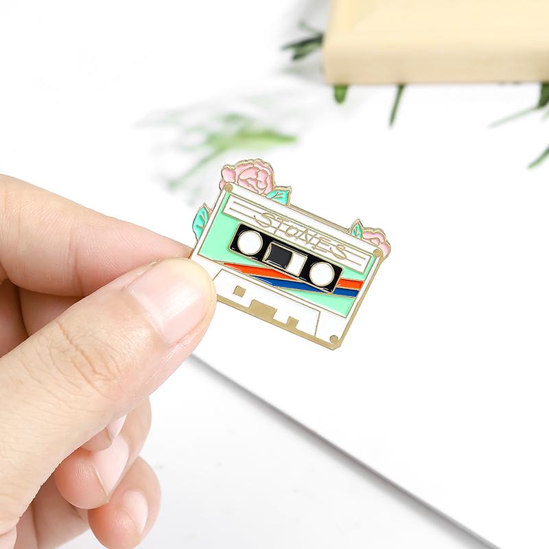 

Pins, Brooches Vinyl Record Nostalgia Special Design Of Enamel Needle Old Fashioned Tape Radio Rock Brooch Cup Cartoon Lapel Pin Badge Gift, Gray