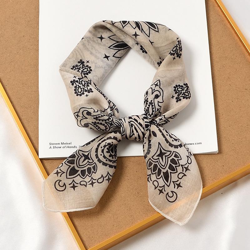 

Scarves Women Paisley Square Foulard Cotton Small Decorated Bandana Head Scarf Desing Classic Hair Band
