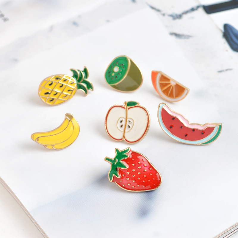 

Cute Banana Strawberry Lapel Pins Watermelon Pineapple Fruit Brooches Children Cartoon Backpack Alloy Pin Fashion Accessories
