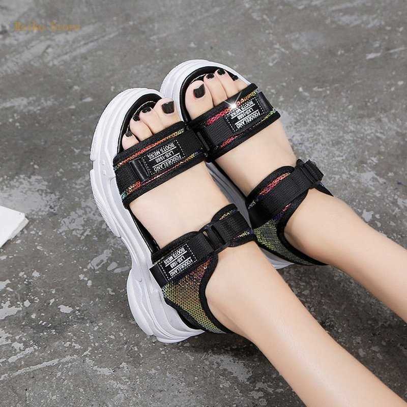 

2021 New Summer Platform Sports Sandals Women's Daddy Versatile Trendy Height Increasing Wedge Rainbow -40 Size Y0721, Black