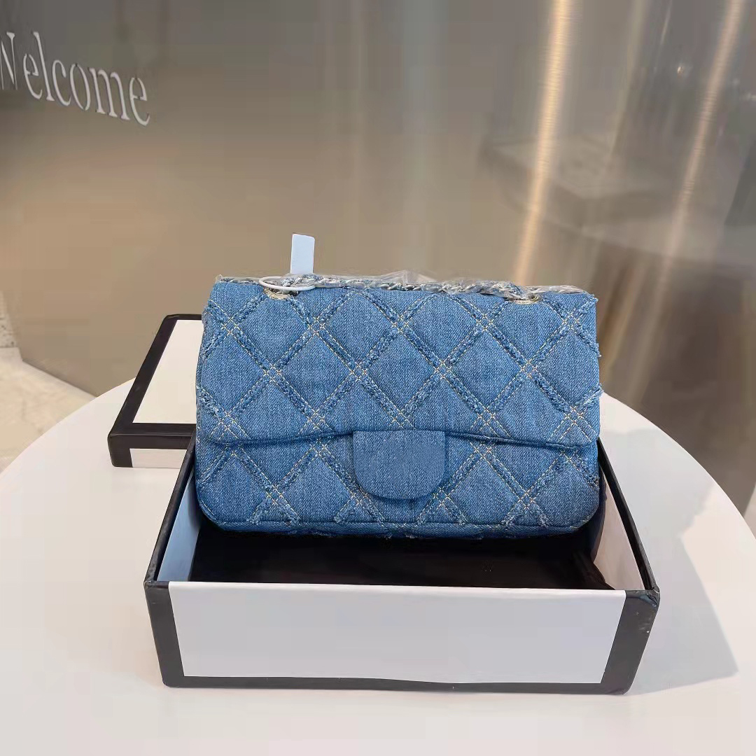 

2021 autumn and winter new ladies messenger bag luxury trend tannin fashion designer brand designer brand