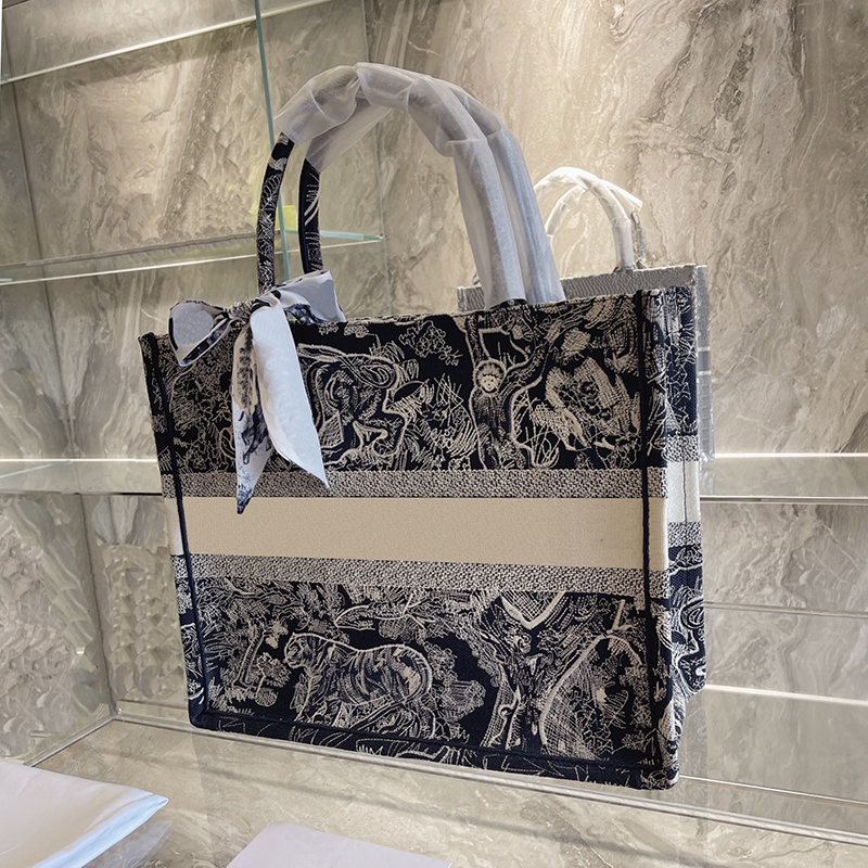 

Handbags Fashion brand Tote Bag Bags oversize Three-dimensional embroidery luxury checker plaid flower 50%off, Remark colors