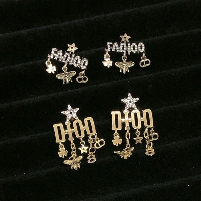 

D family letter bee Tassel Earrings Korean version new star set diamond net red EarringsJOPMU, Golden
