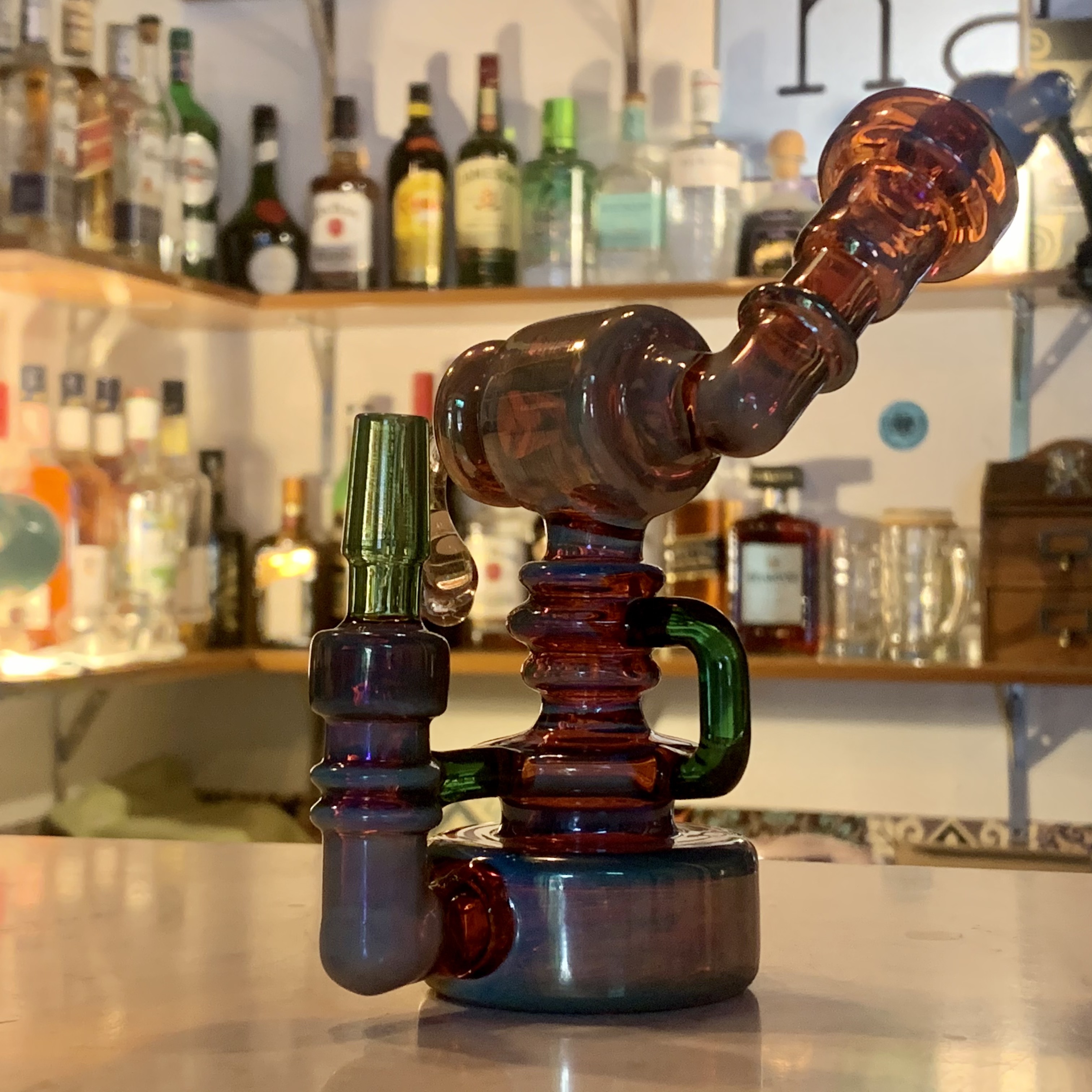

Mystical Teapot Bong Hookah/small and cute/ light& convenient/brilliant water filtering effect/superb smoking experience/custom-made