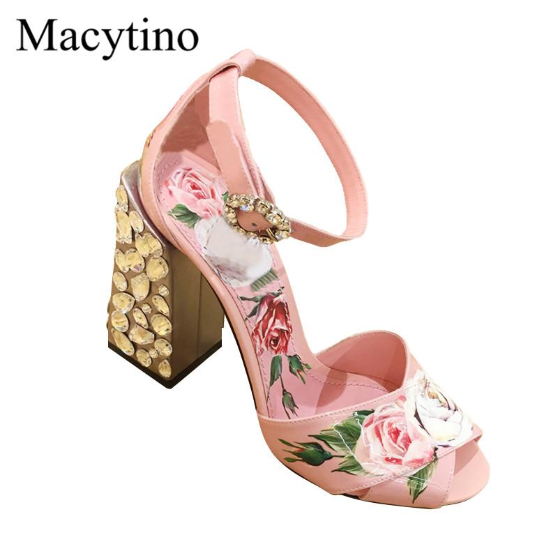 

Pink White Flowers Sandals Women Crystal Studded Crossover Chunky High Heels Runway Rhinestone Summer Wedding Shoes For Ladies, Black