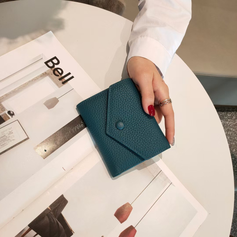 

Ladies wallet leather short small bag wallet three-fold mini pickup cute cowhide buckle coin trendy purse Mjxpv, Red;black
