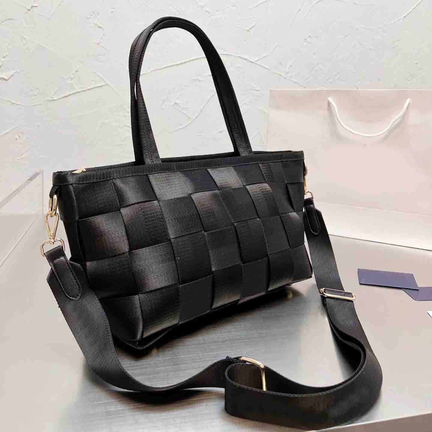 

Travel bag shoulder woven Bags Luxurys Top designers Lady high Quality 2022 Women handbag Fashion handbags mother cossbody wallet totes printing purse Leather, No bags