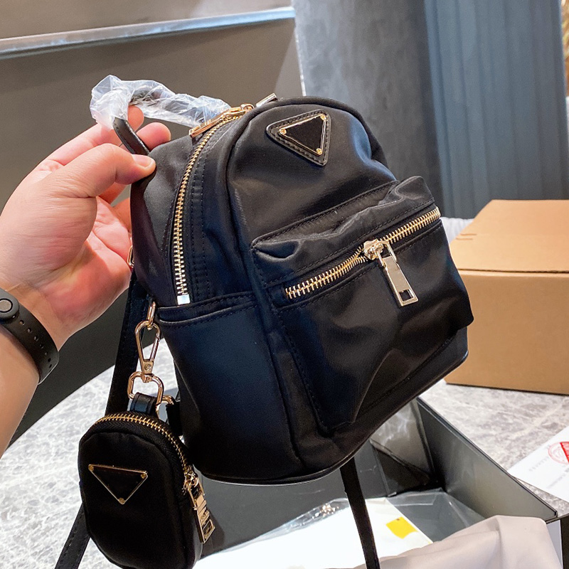 Vintage Luxurys Designers P Double Backpacks Black Canvas Women Men Shoulder Bag Purse Messenger Parachute Nylon Tarps Casual Bags Short Business Tr