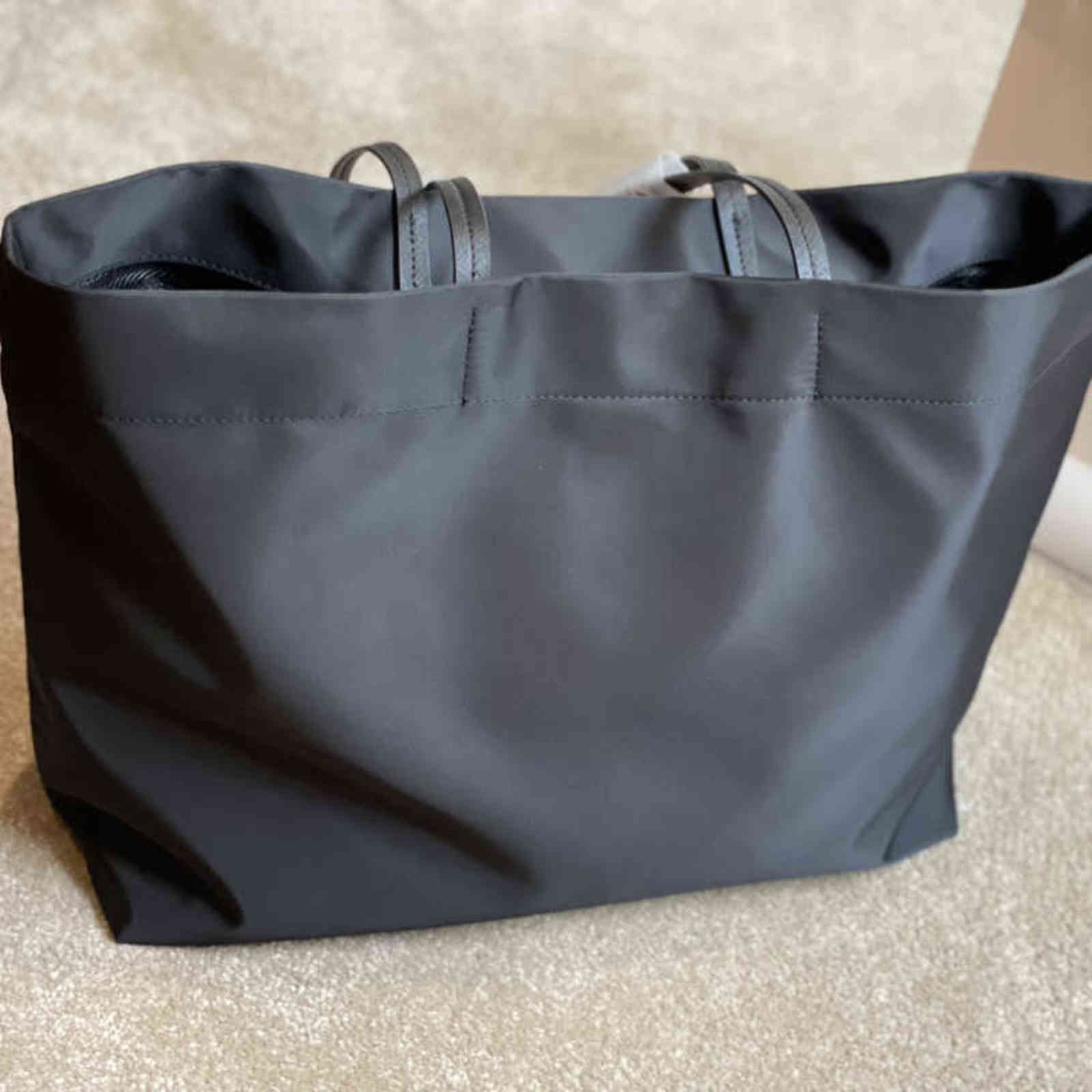 

Luxurys Digners Bags Handbag Women Shopping Bag Large Quantity Tot High Quanlity Female Shoulder Bagss Big Brand Original parachute fabr