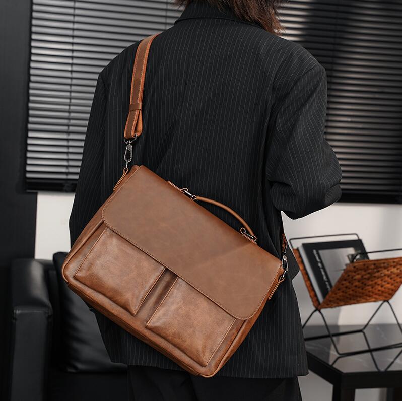 

Wholesale mens leathers shoulder bags horizontal large capacity business briefcase clamshell pocket decoration men handbag casual solid color leather backpack, Brown