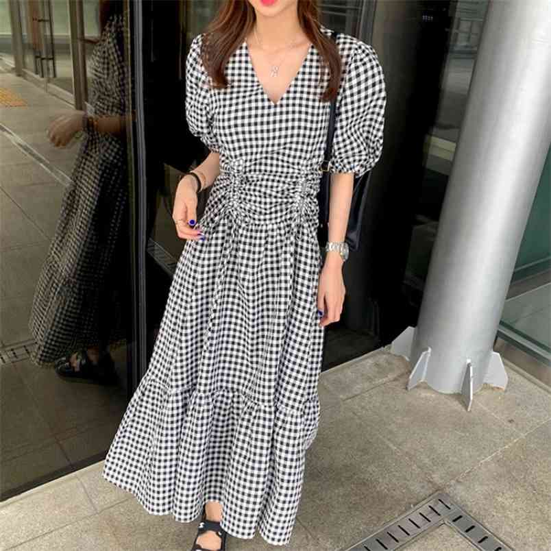 

Elegant Retro Pliad Dress Summer Women V-Neck Puff Sleeve Drawstring Ruched Casual Vacation Robe 210519, Photo color