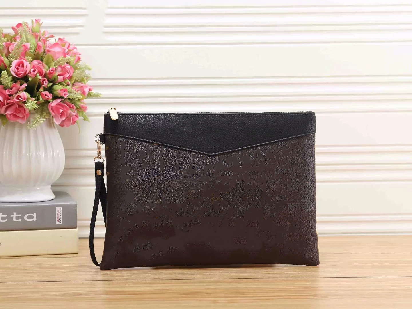 

women Clutch Wristlet Bags TOP quality purse handbags fashion soft fold pu leather shoulder crossbody clutches messenger bag wallet With Dust Bag 18ap37, Black