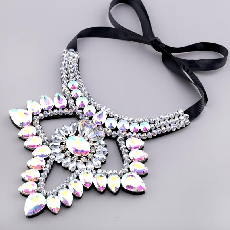 

Chokers Unique Design Water-drop Shapes Crystal Stones Beaded Flower Necklace Pendant Jewelry Crystals Chunky Statement Trendy Necklaces