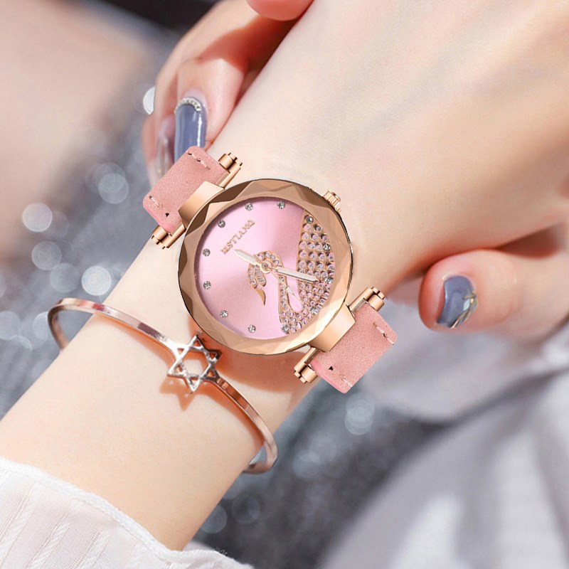 

2021 NEW Women's Watches Simple Vintage Small Watch Leather Strap Casual Sport Clock Dress Wristwatches Women Relogio mujer, Slivery;brown