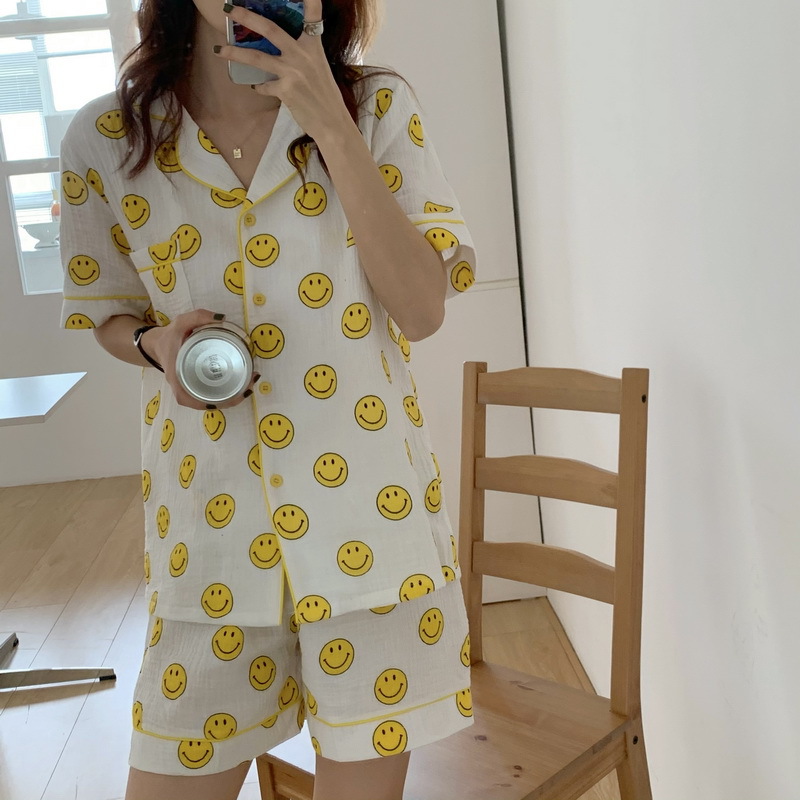 

Womens Cute Smiley Face Turndown Collar Pajama Sets.Vintage Ladies Girls Cotton Pyjamas Set Sleepwear Suit Home Loungewear, Short sleeve