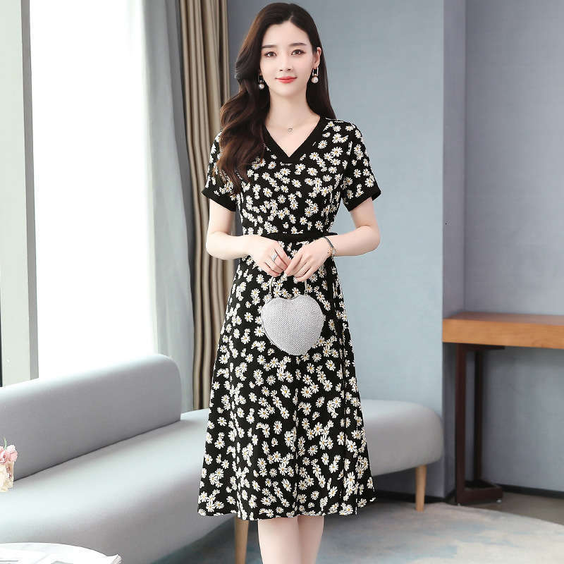 

Casual Dresses print Summer large women's fat mm reduced age Chiffon cover belly show thin Daisy dress, Little black daisy