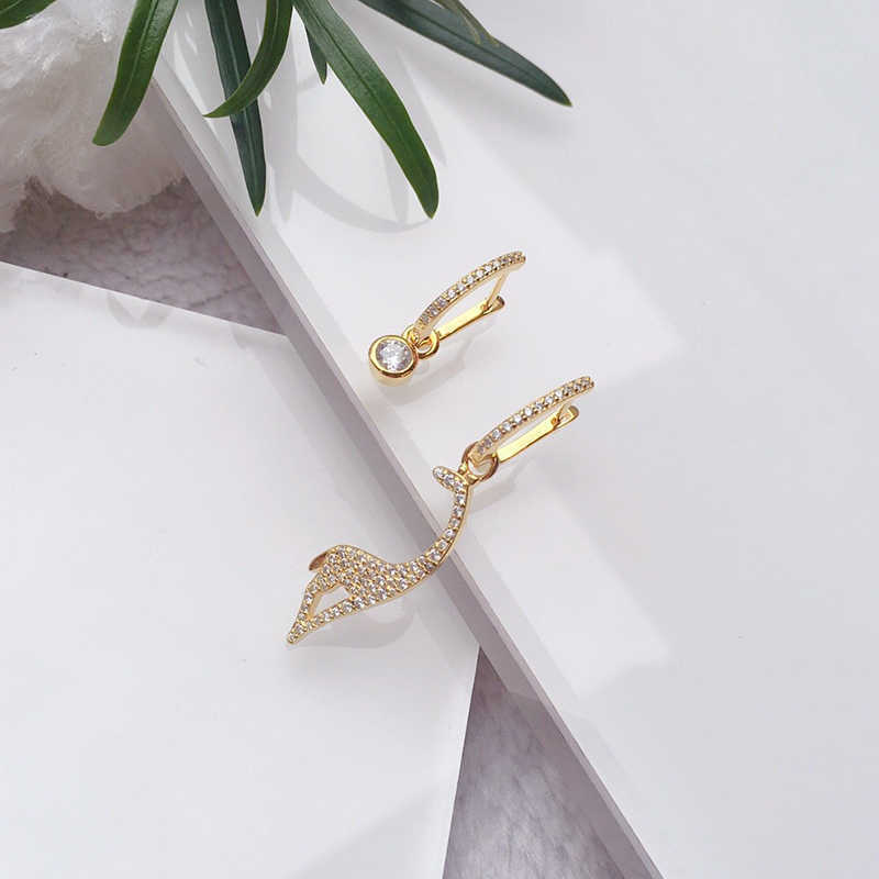 

HEF jewelry original giraffe Earrings feminine asymmetric Earrings 925 Sterling Silver, Golden;silver