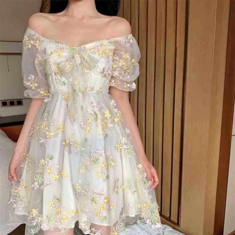 

Merry Pretty French Floral Dress Women Sexy Puff Sleeve Lace Chiffon Print Mini Summer Sweet Fairy for Girls 210526, Blouse