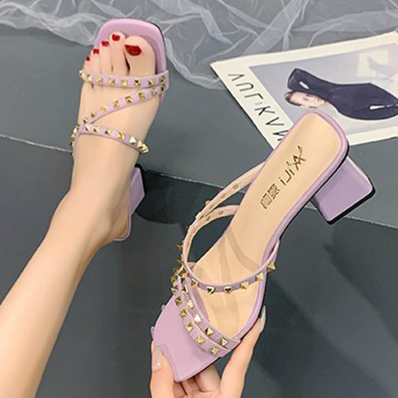 

Net Celebrity Rivets Narrow Band Sandales Woman Slippers Chunky High Heels Shoes Women Sandalias Studs Rome Sandals 2021, Beige