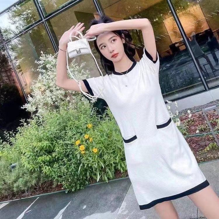 

Women' T-Shirt 2021 summer high quality design embroidered letters lady - like knit dress, White